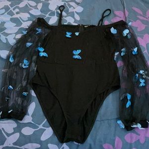 SHEIN fleece sleeve butterfly bodysuit